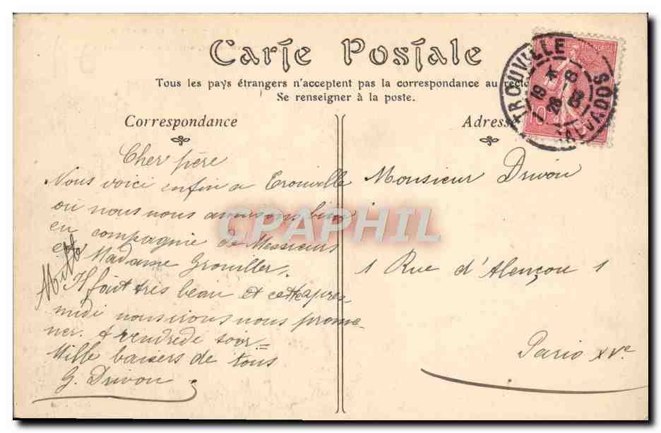 CPA Trouville sur mer La jetee promanade Sortie du Santos Dumont — Verso