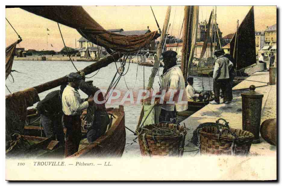 CPA Trouville Pecheurs Peche TOP