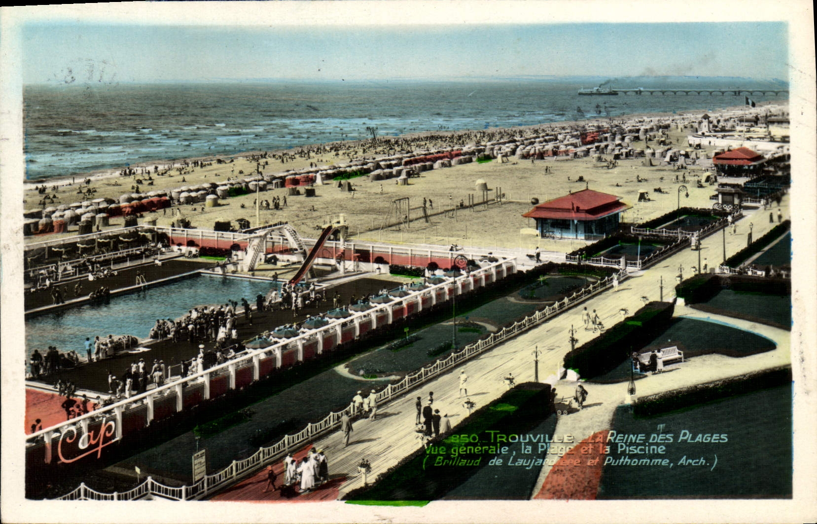 CPA Trouville reine des plages vue generale la plage et la piscine