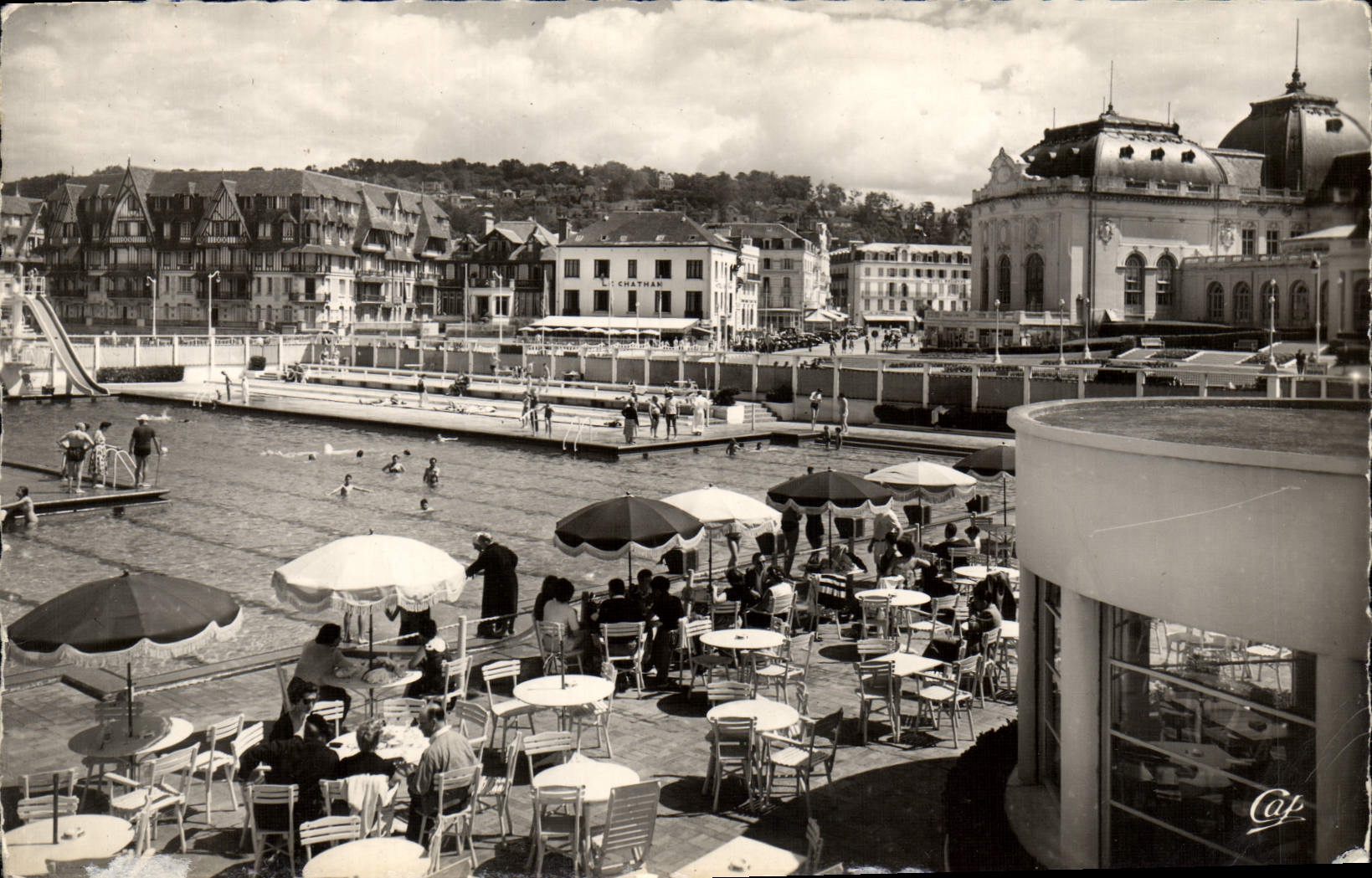 CPA Trouville Reine des plages la piscine