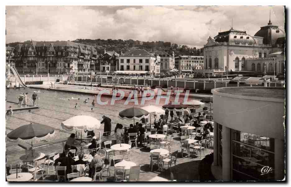 CPA Trouville Reine des plages la piscine