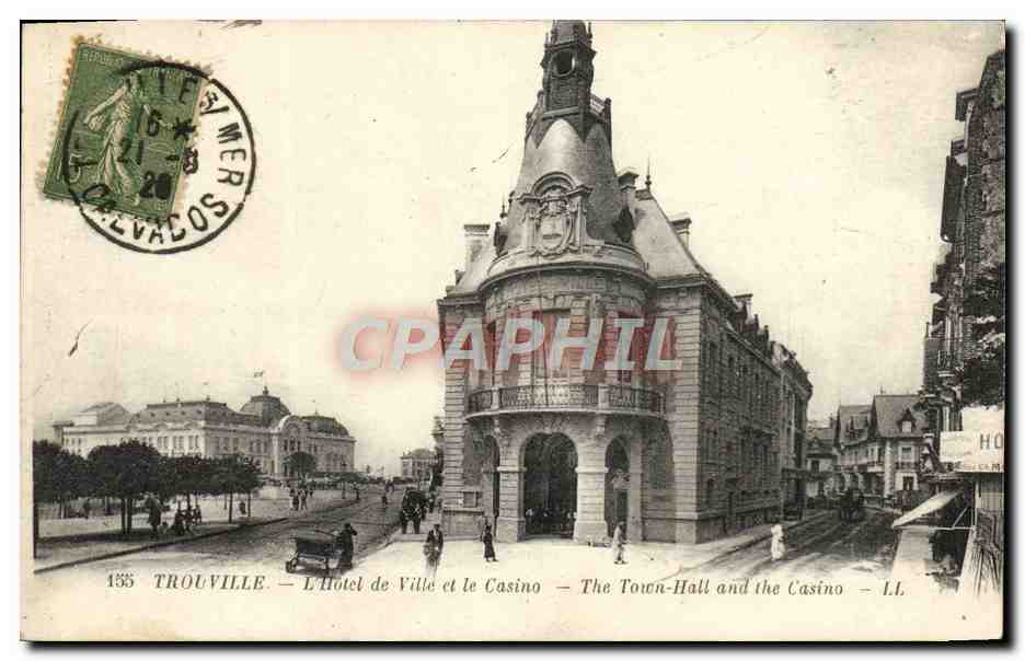 CPA Trouville L'hotel de ville et le casino 