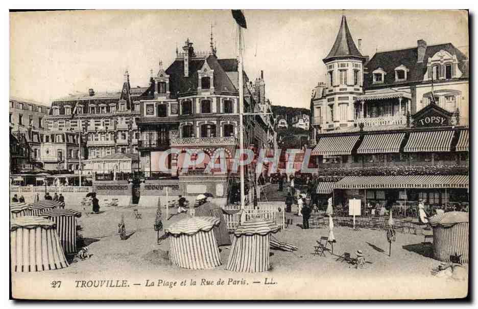 CPA Trouville La plage et la rue de paris