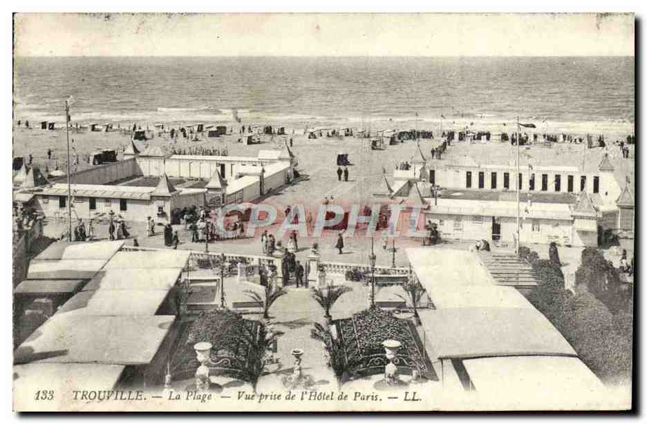 CPA Trouville La plage vue prise de l'hotel de paris