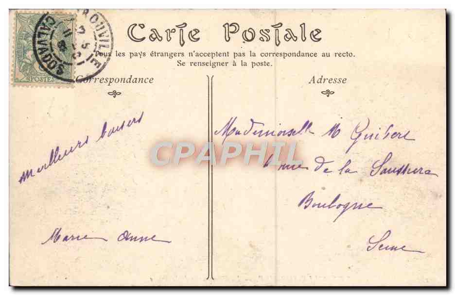 CPA Trouville La promenade de la plage  — Verso