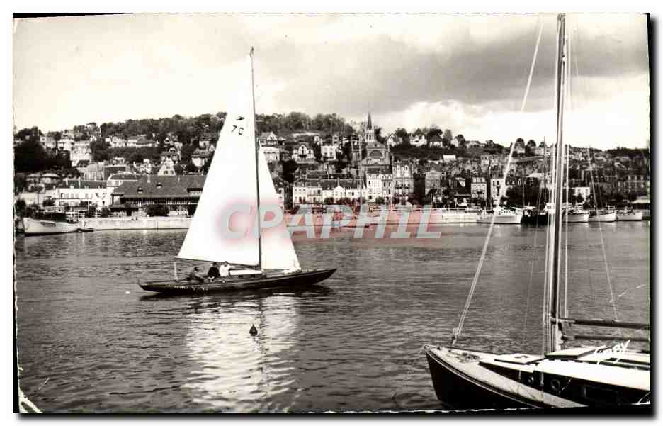 CPM Trouville Deauville le port des yachts