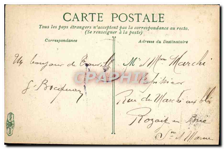Trouville - Le quai Vallée — vue animée avec calèche et cycliste — éditeur L.V.E.C.S. n°9 — Verso