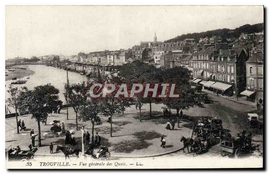 CPA Trouville Vue generale des quais