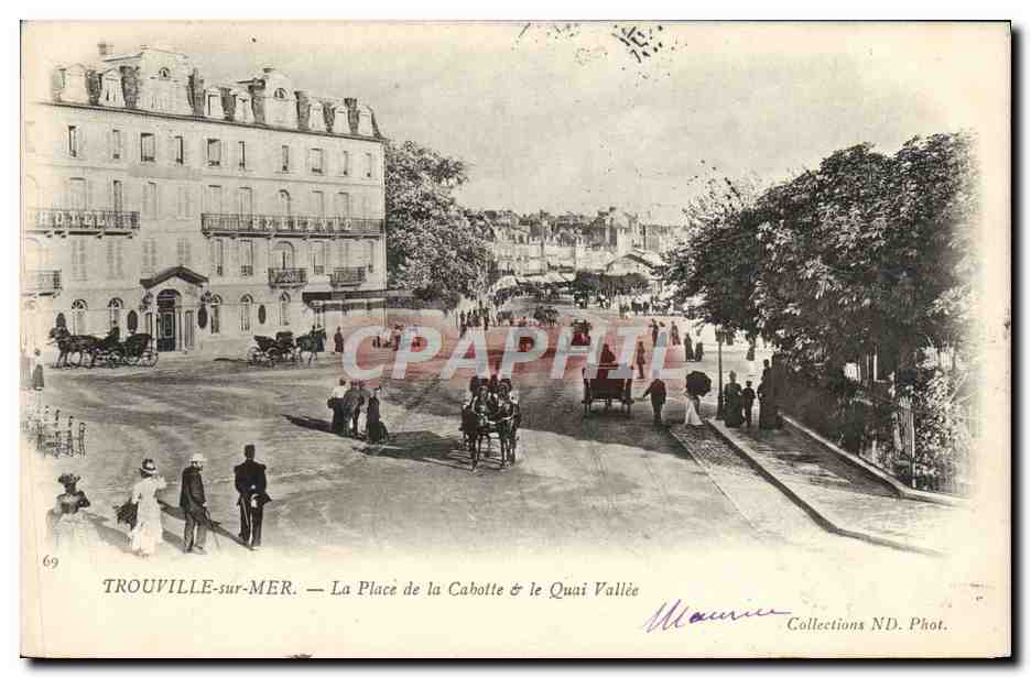 CPA Trouville sur mer La Place de la Cabotte et le quai Vallee