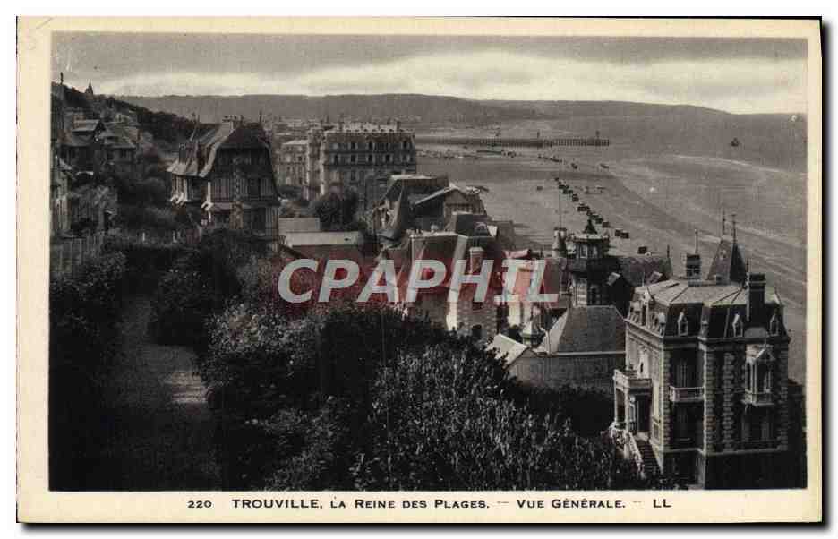 CPA Trouville La reine des plages vue generale