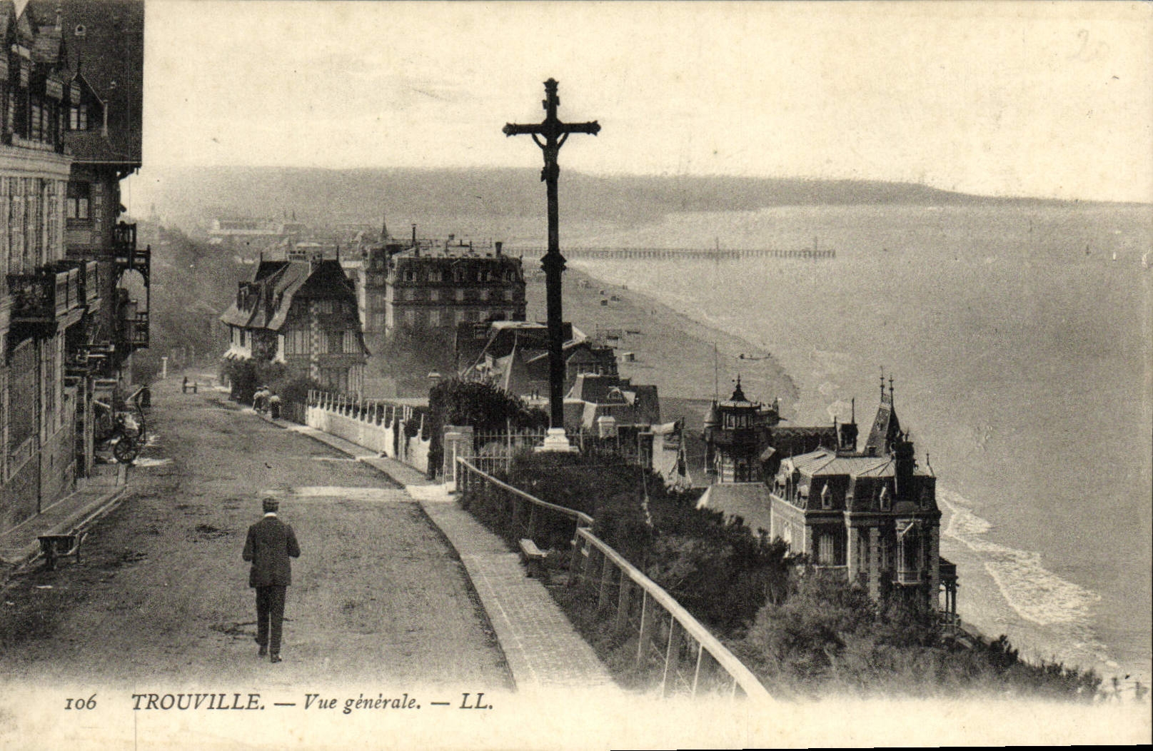 Trouville — Vue générale — LL. n°106
