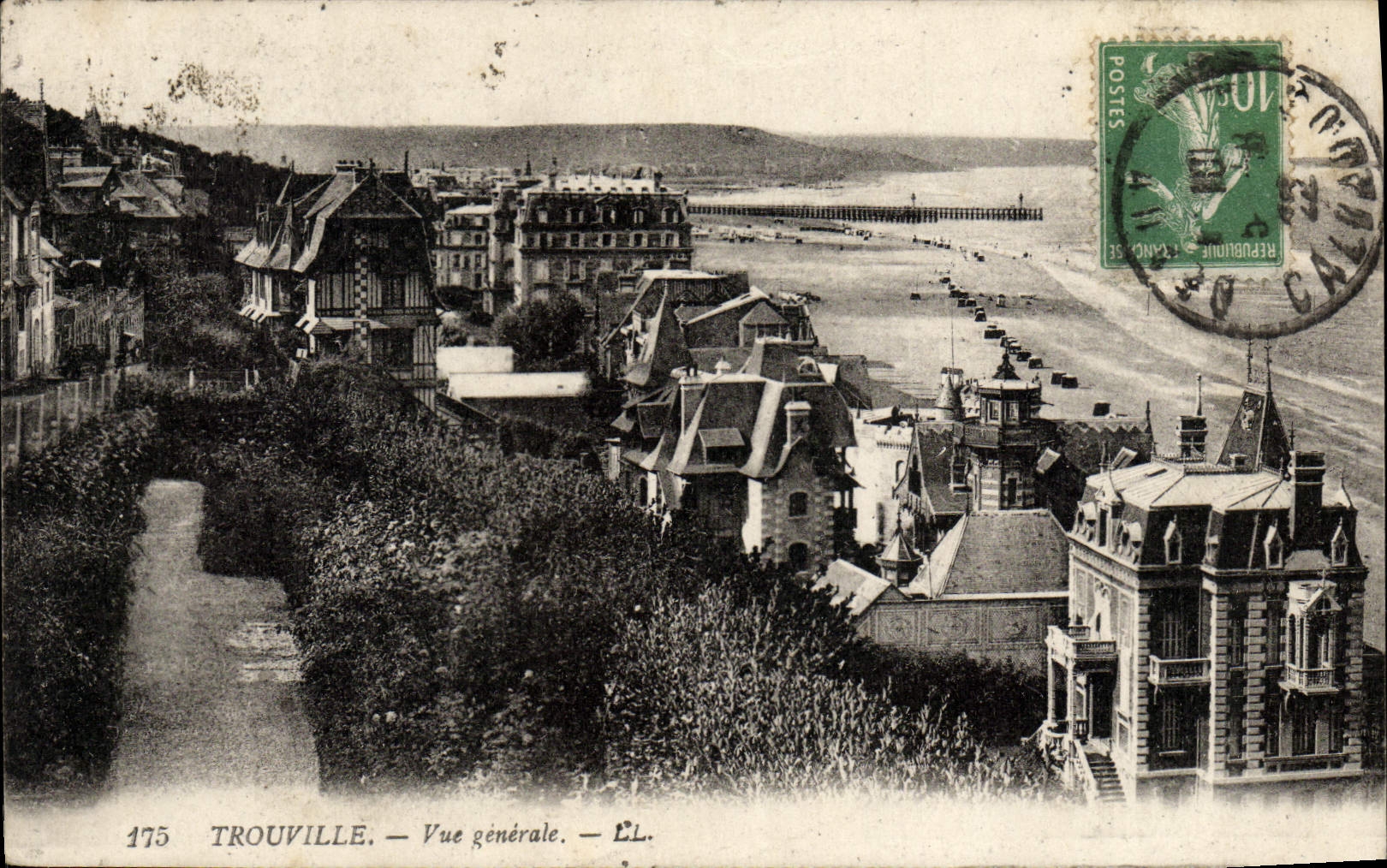 Trouville — Vue générale — ÉL.