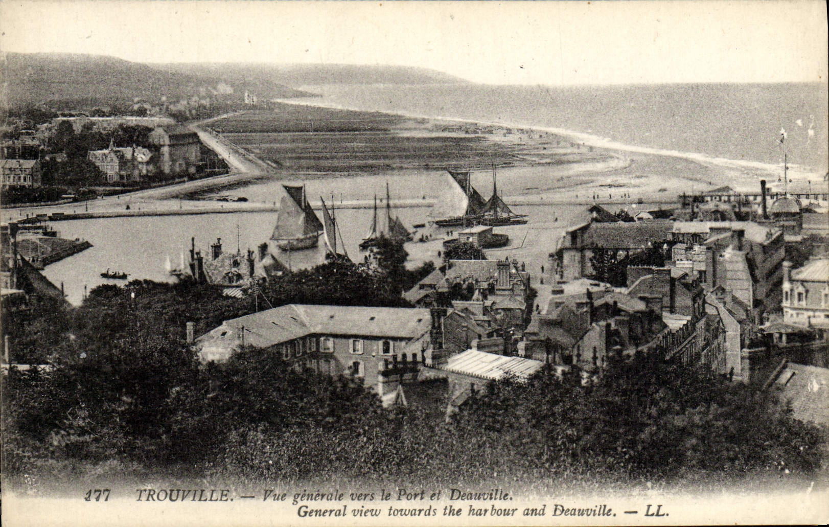 Trouville — Vue générale vers le Port et Deauville — LL. n° 177