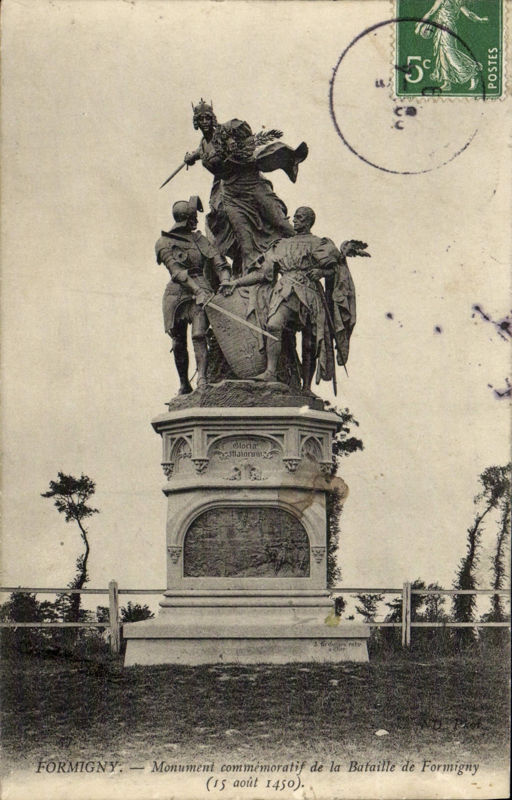 Formigny — Monument commémoratif de la Bataille de Formigny (15 août 1450) — éditeur A. Erdegrue, n° non visible