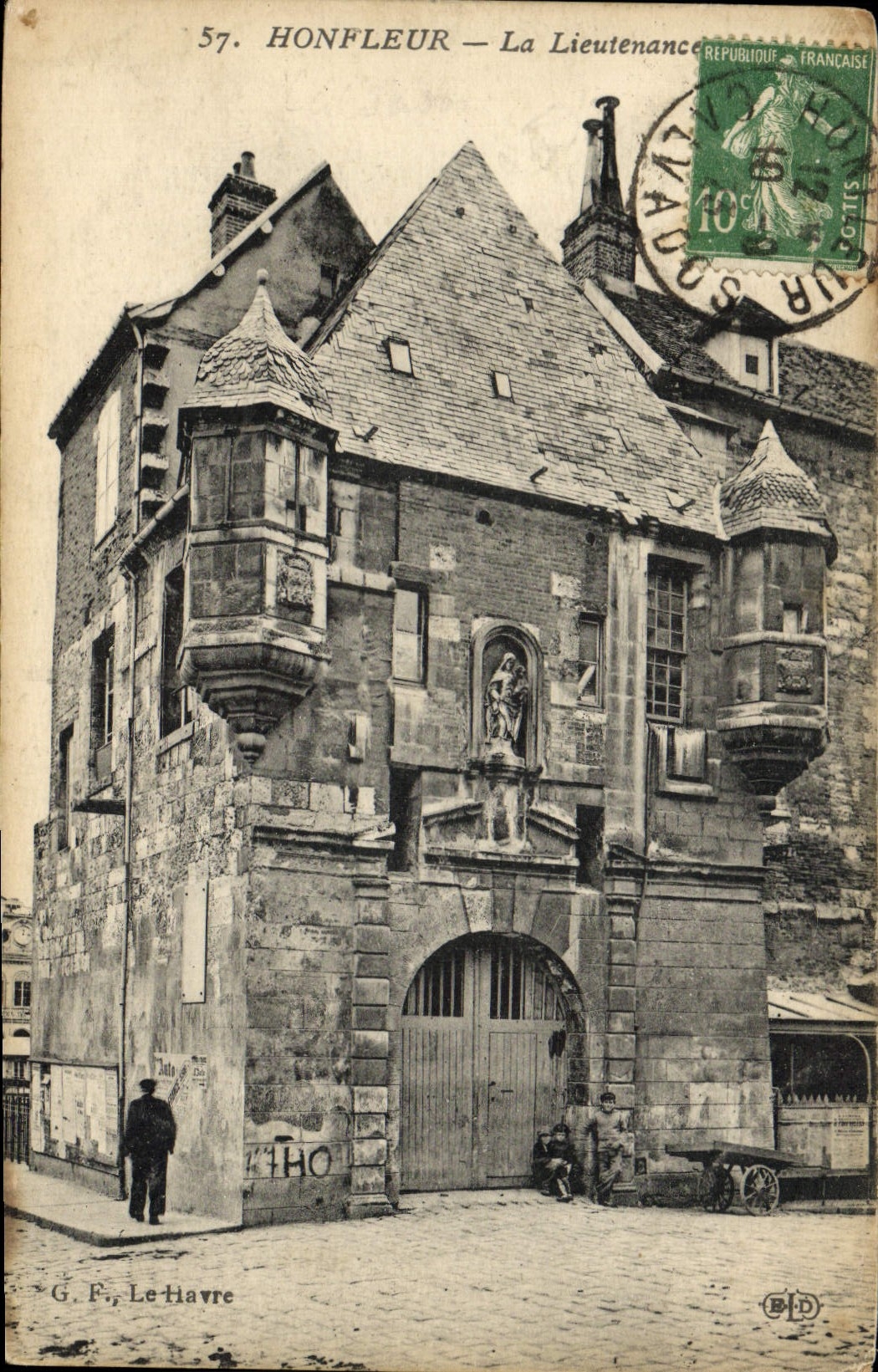 CPA Honfleur La Lieutenance