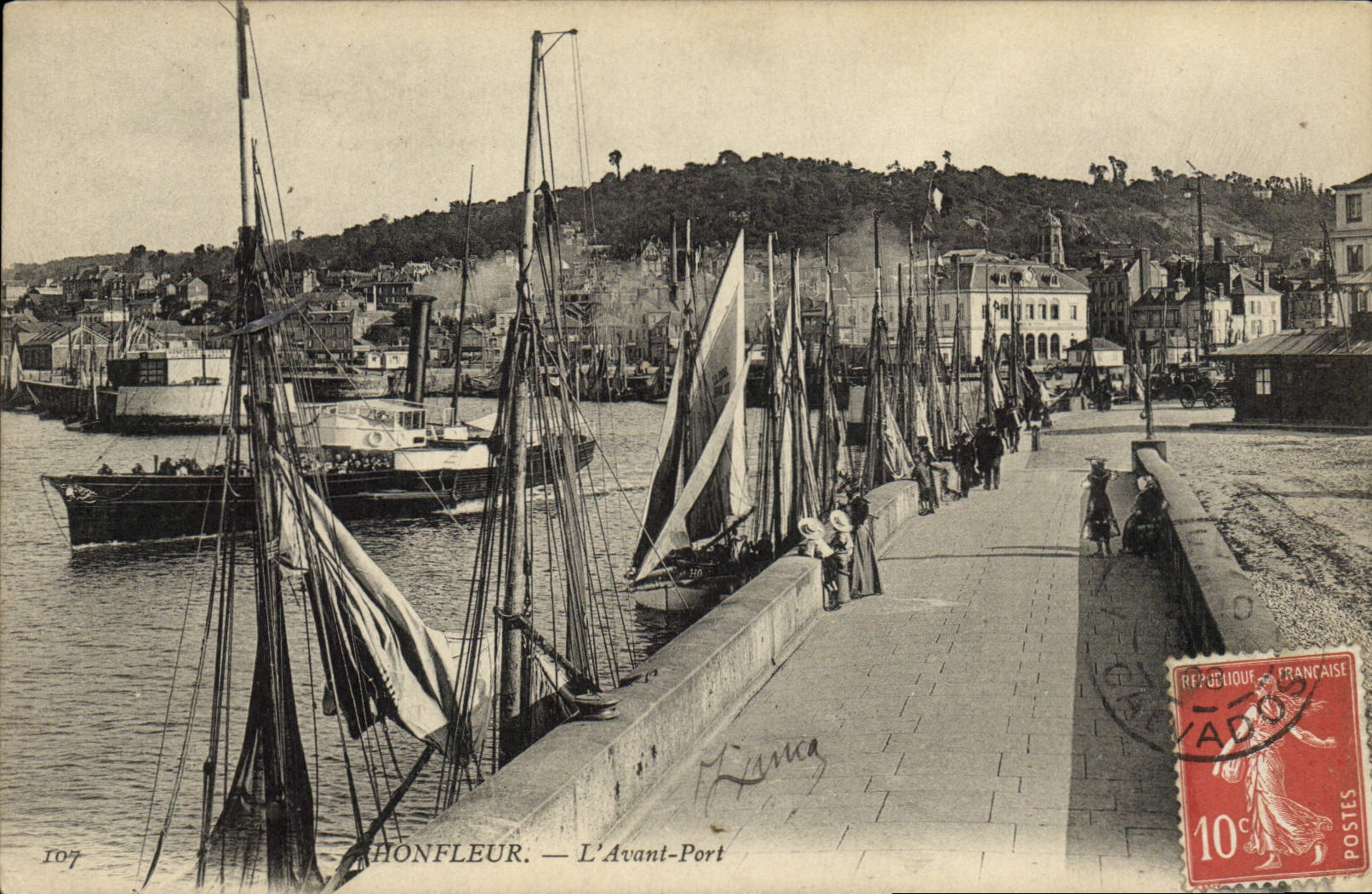 Honfleur — L'Avant-Port — Éditeur anonyme, n° 107