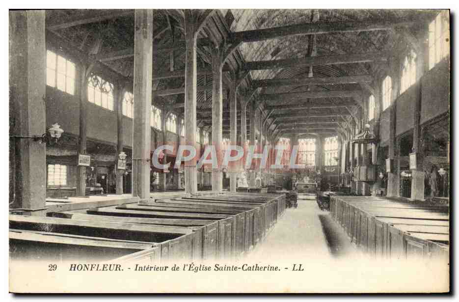 CPA Honfleur Interieur de L'Eglise Ste Catherine