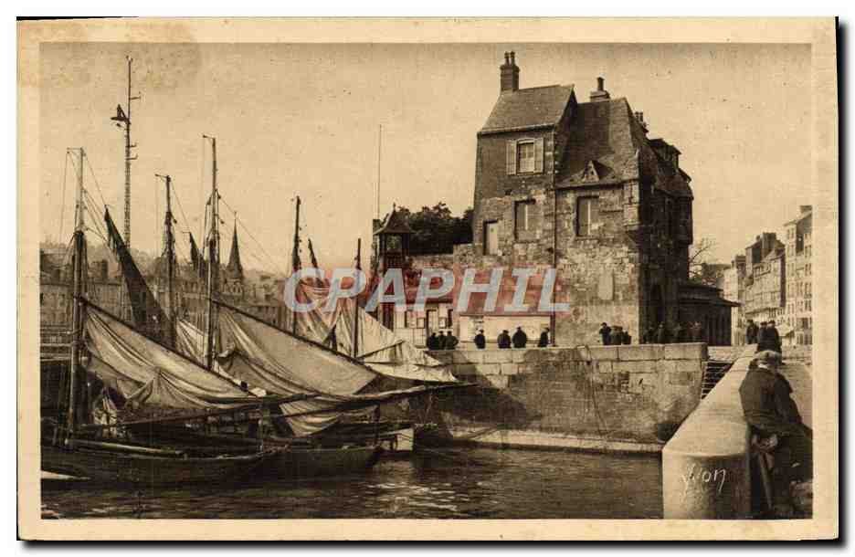 Honfleur — La Lieutenancé (XVIe siècle) — Édition d'Art YVON, n°3
