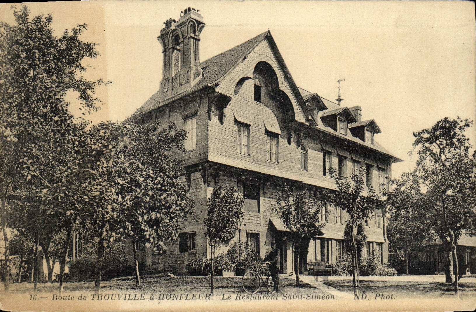 Le Restaurant Saint-Siméon — Route de Trouville à Honfleur — ND. Phot.