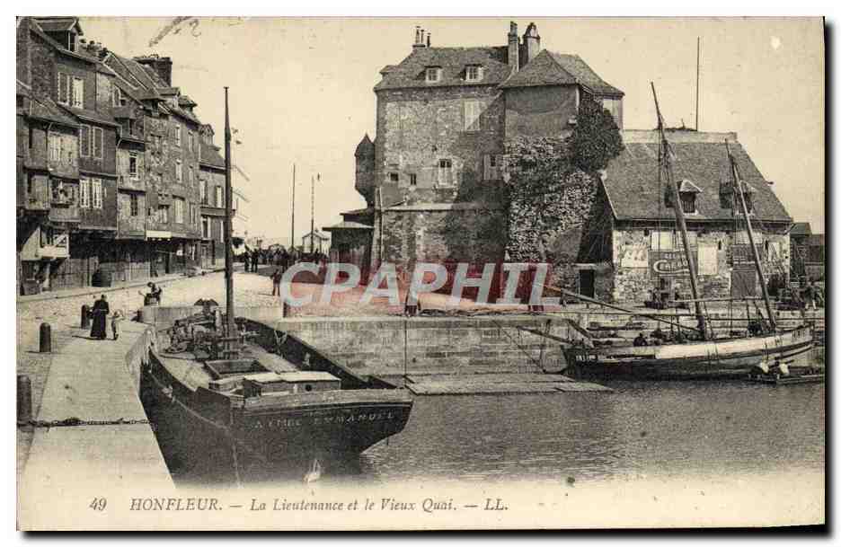 Honfleur — La Lieutenante et le Vieux Quai — LL. — n°49