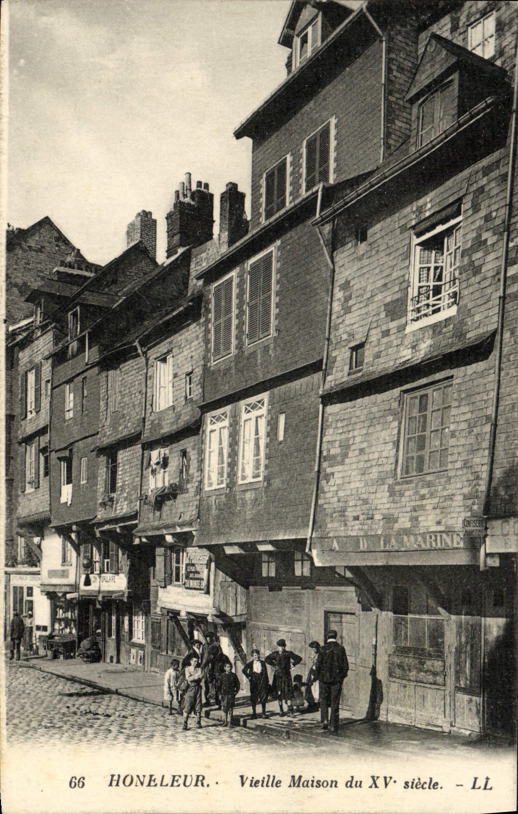 Honeleur — Vieille Maison du XVᵉ siècle — LL