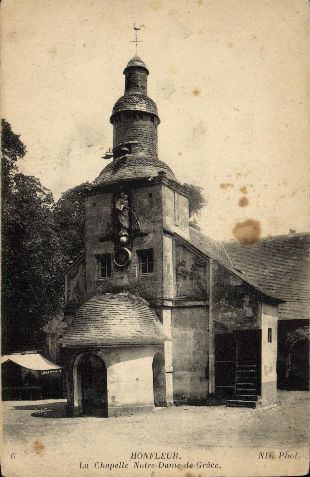 CPA Honfleur La Chapelle Notre Dame de Grace 