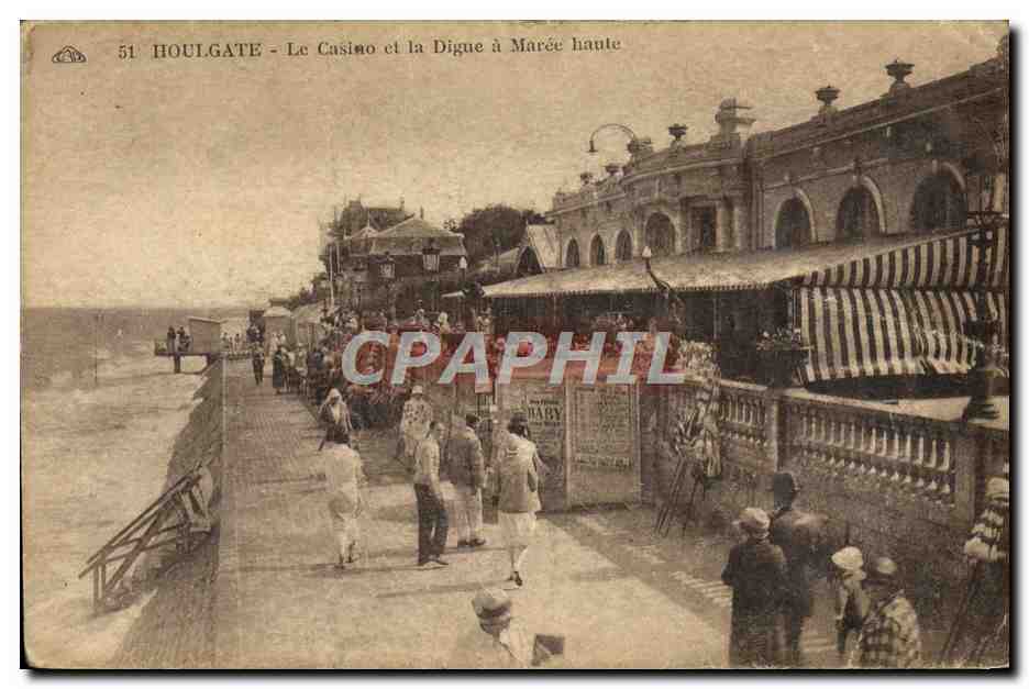 CPA Houlgate Le Casino et la Digue a Maree haute