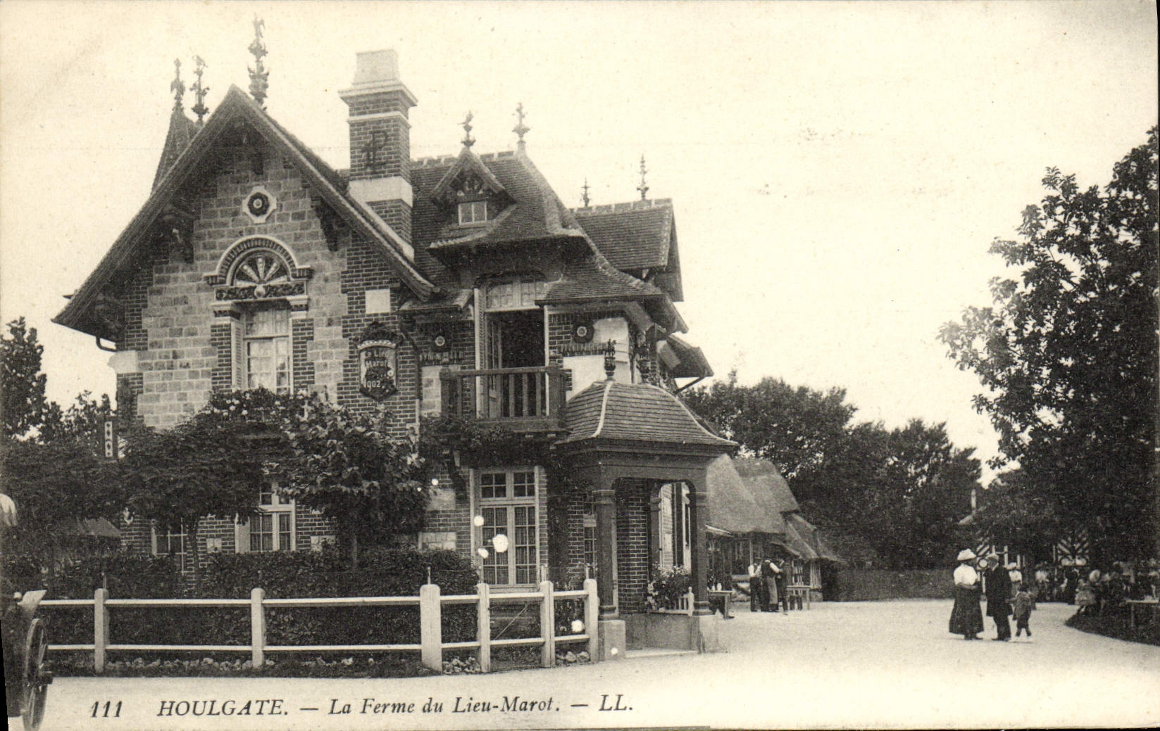 Houlgate — La Ferme du Lieu-Marot — LL. — N° 111