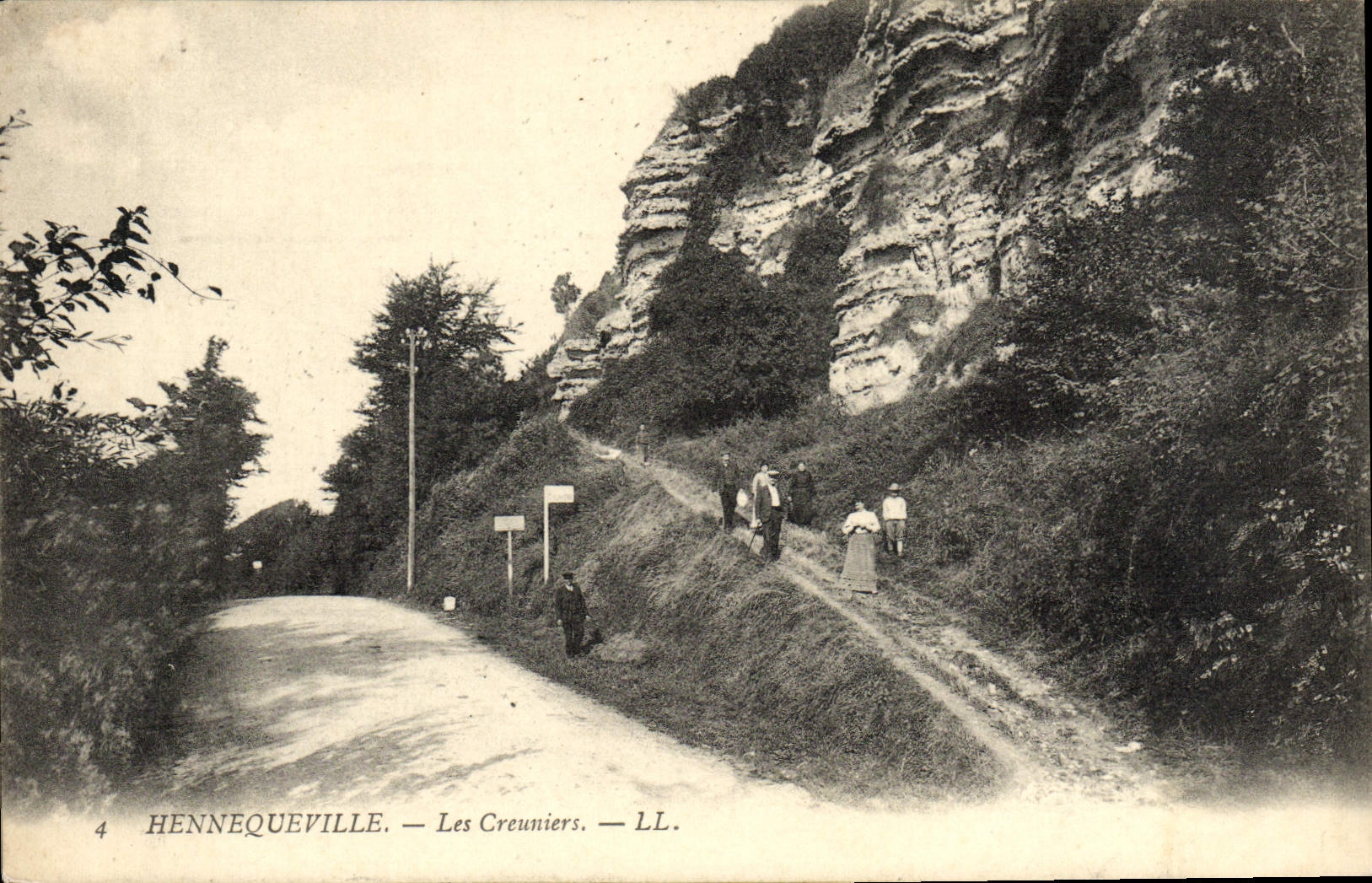 Hennequeville — Les Creuniers — LL.
