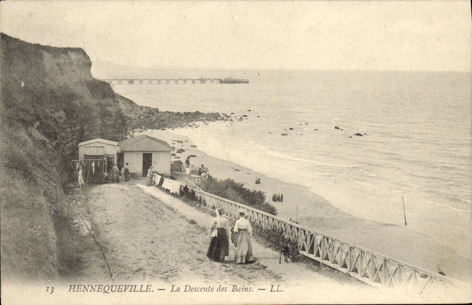 Hennequeville — La Descente des Bains — LL.