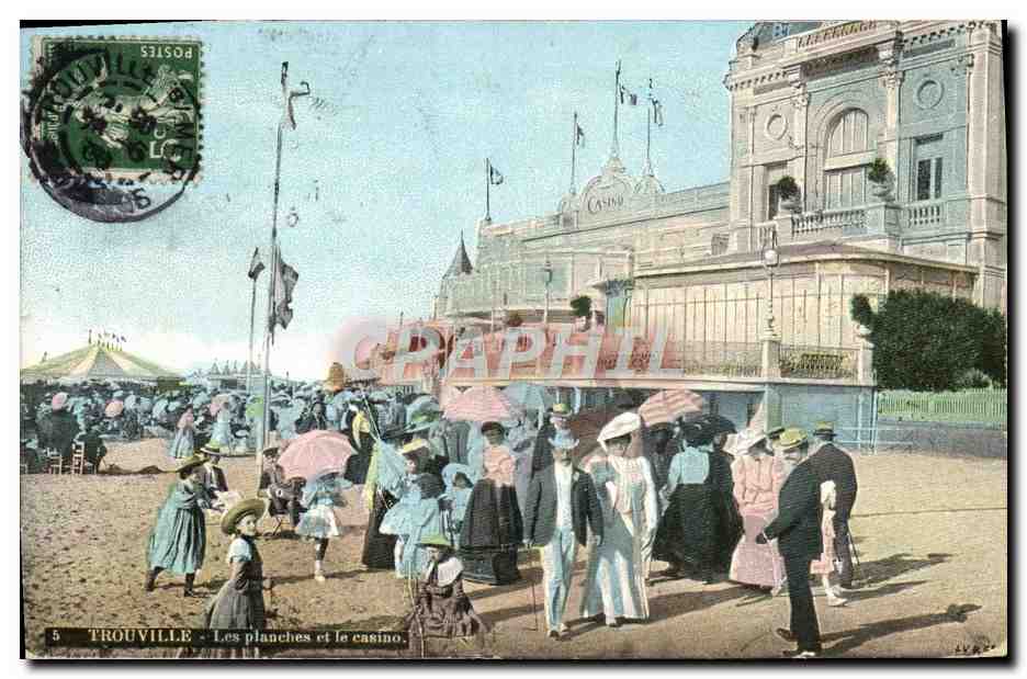 CPA Trouville Les Planches et le Casino