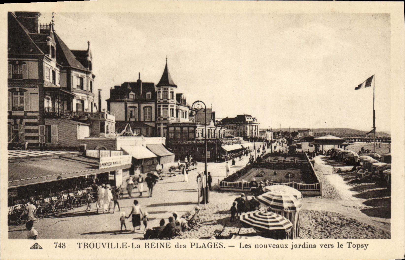 TROUVILLE-LA REINE des PLAGES — Les nouveaux jardins vers le Topsy
