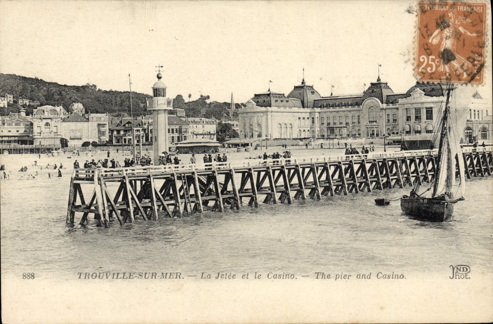 Trouville-sur-Mer — La Jetée et le Casino — JND Phot.