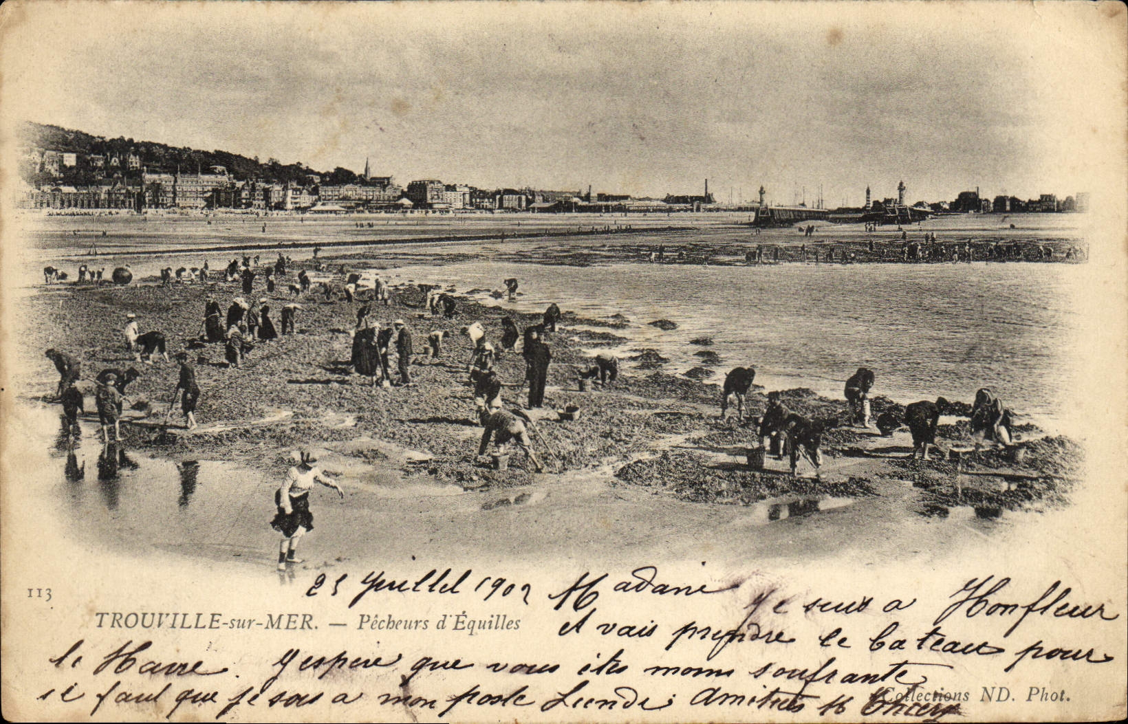 CPA Trouville Sur mer pecbeurs d'equilles