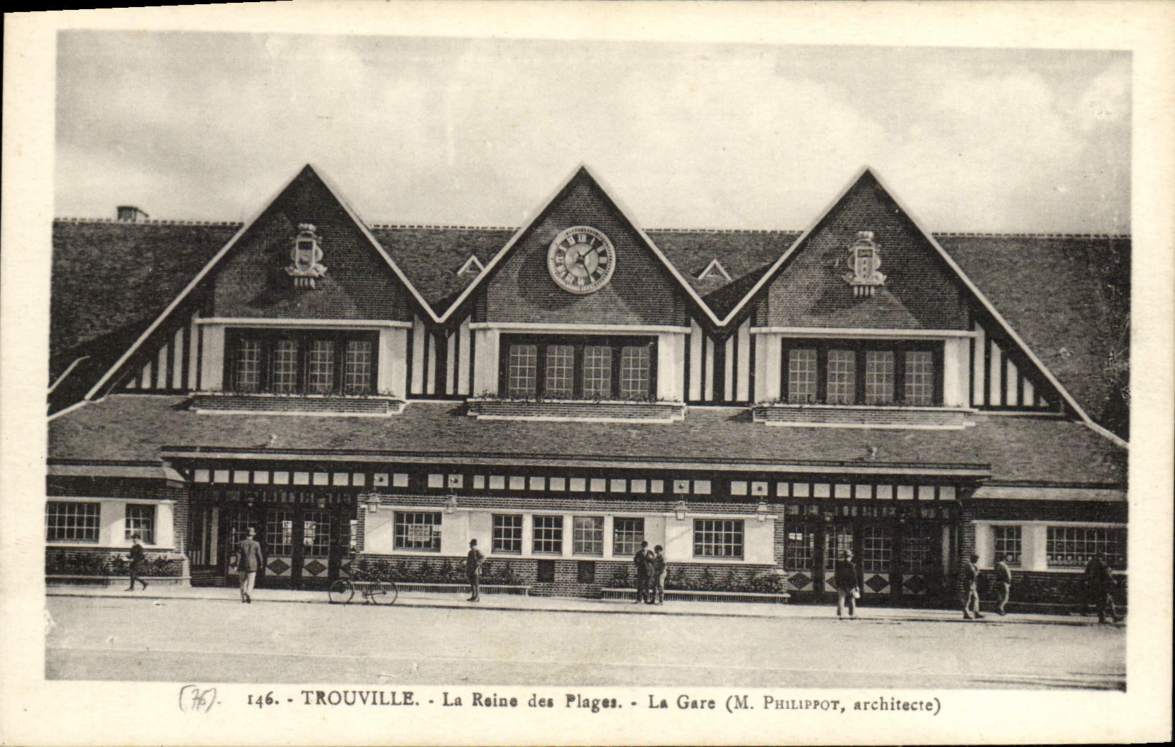 Trouville - La Reine des Plages - La Gare (M. Philippot, architecte)