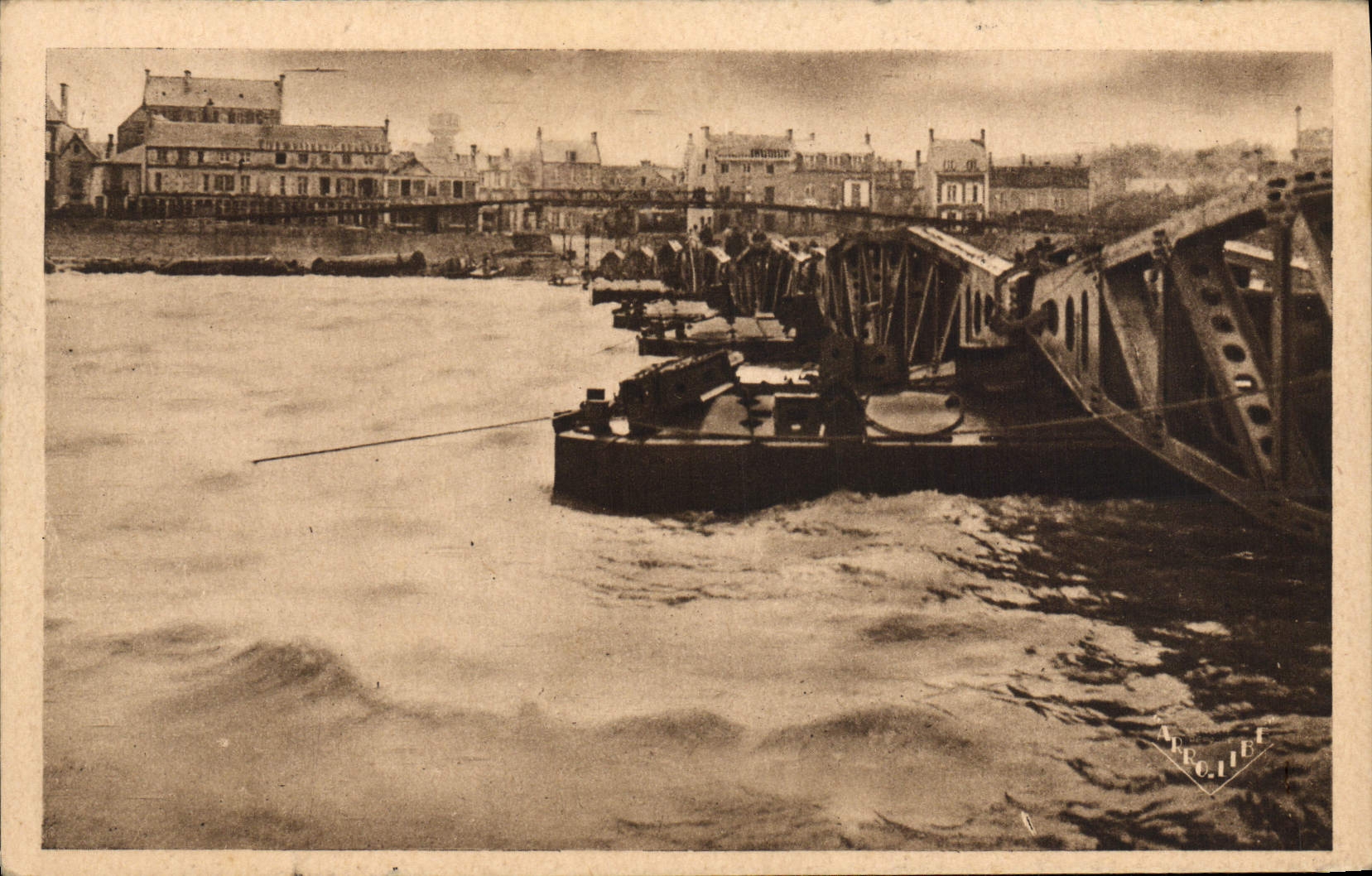 Arromanches-les-Bains — Le port de la Libération (1944) — Edit. Photo Chevrot, Hondeval (Calv.)