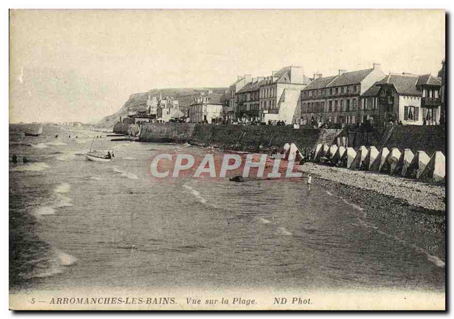 CPA Arromanches Les bains vue sur la plage
