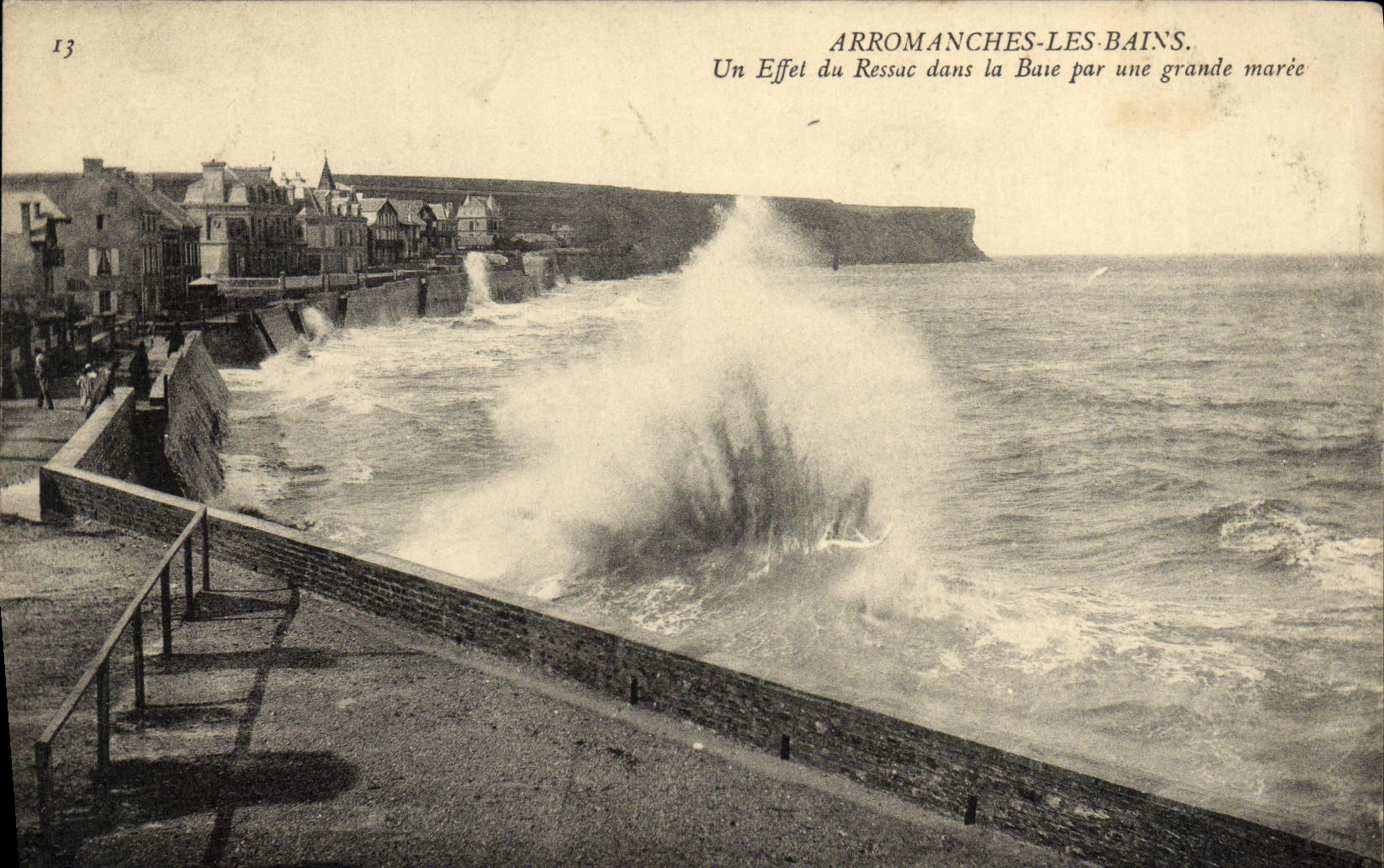 Arromanches-les-Bains — Un Effet du Ressac dans la Baie par une grande marée — n°13