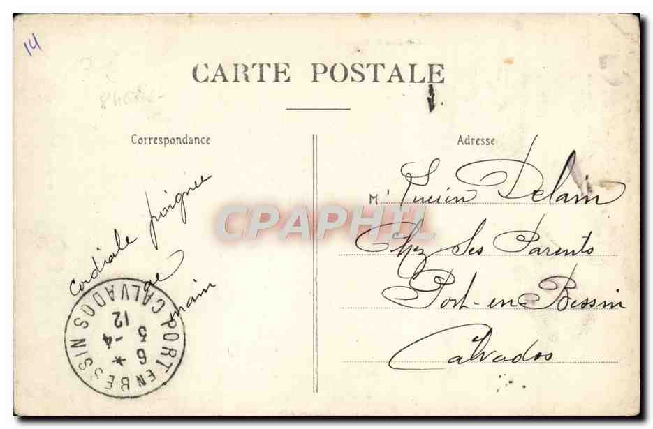 CPA Bayeux Tour Centrale Portail Sud de la Cathedrale — Verso