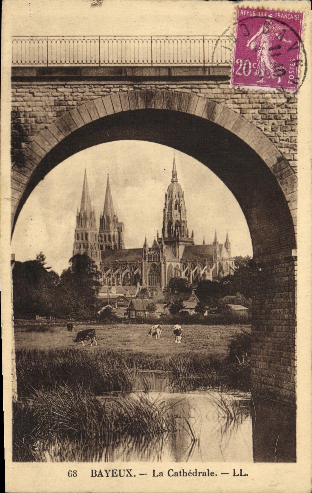 Bayeux — La Cathédrale — LL. — Éditeur LL. — N° 68
