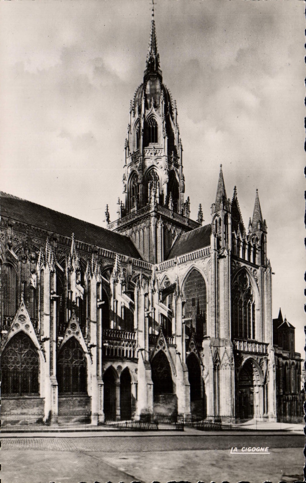 Bayeux — Cathédrale — Tour centrale — Édition La Cigogne
