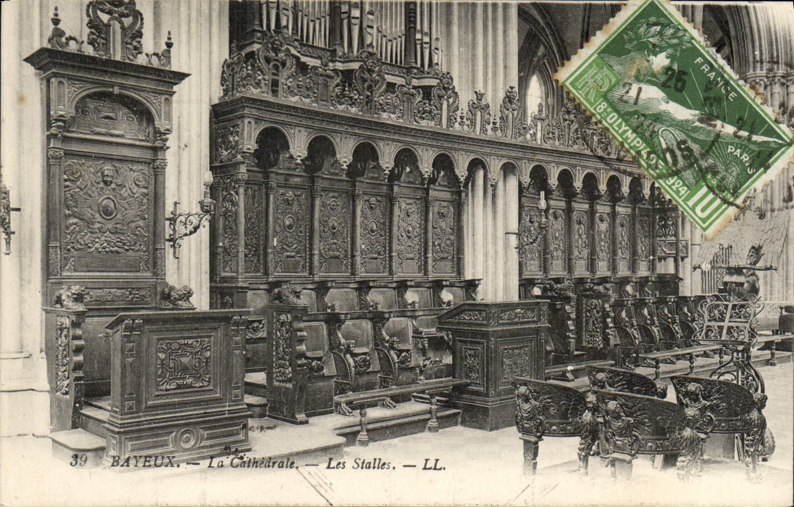 Bayeux — La Cathédrale — Les Stalles — LL.