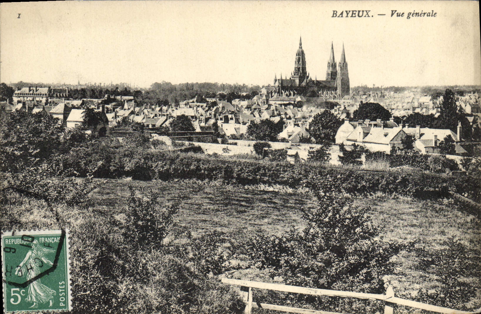 Bayeux — Vue générale — Éditeur inconnu, n° de série I