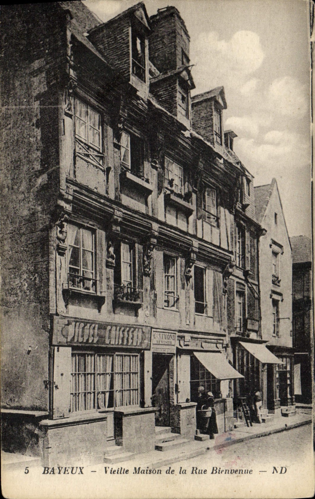 Bayeux — Vieille Maison de la Rue Bienvenue — C. Tixono, Imprimeur