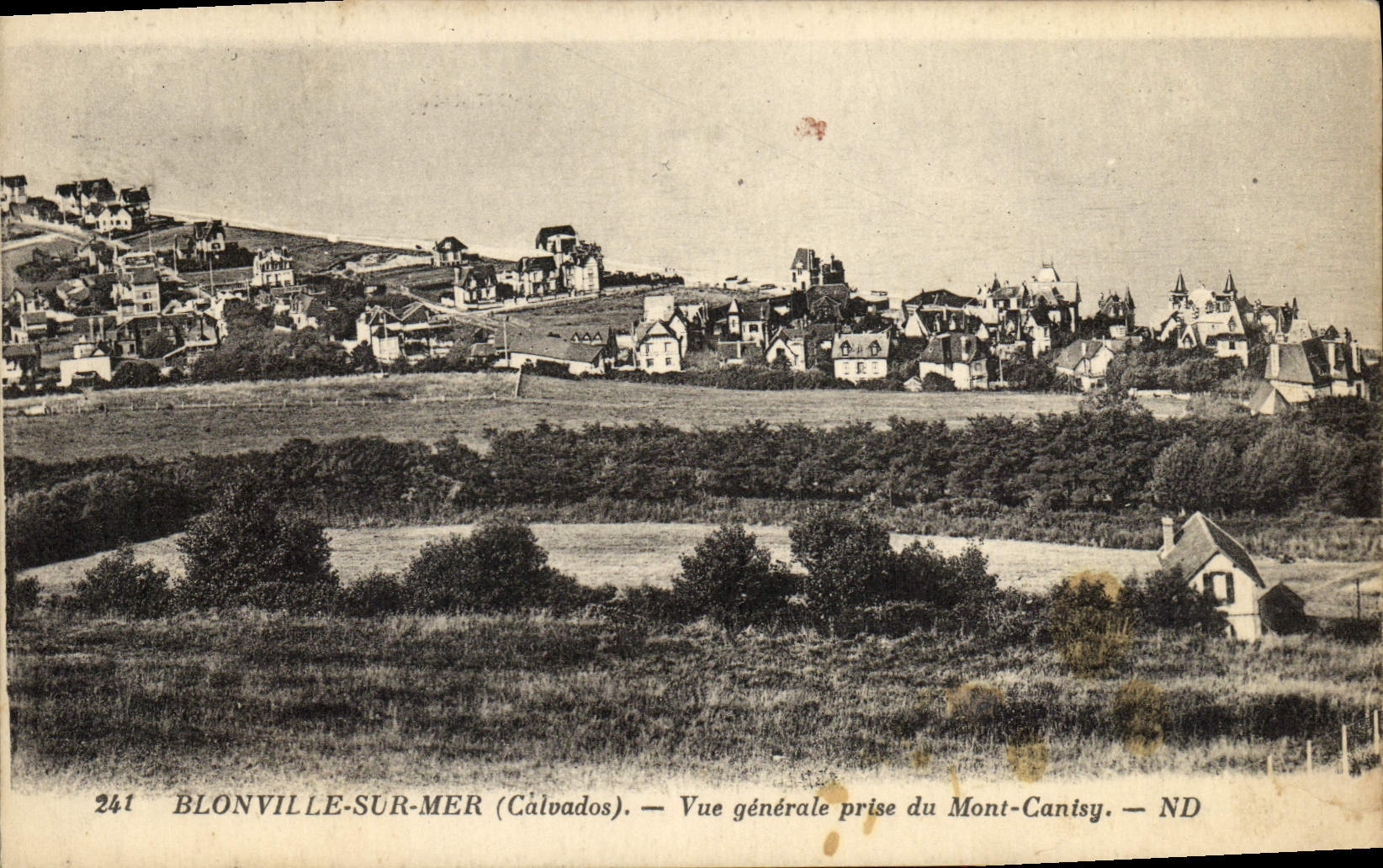 Blonville-sur-Mer (Calvados) — Vue générale prise du Mont-Cansy — ND