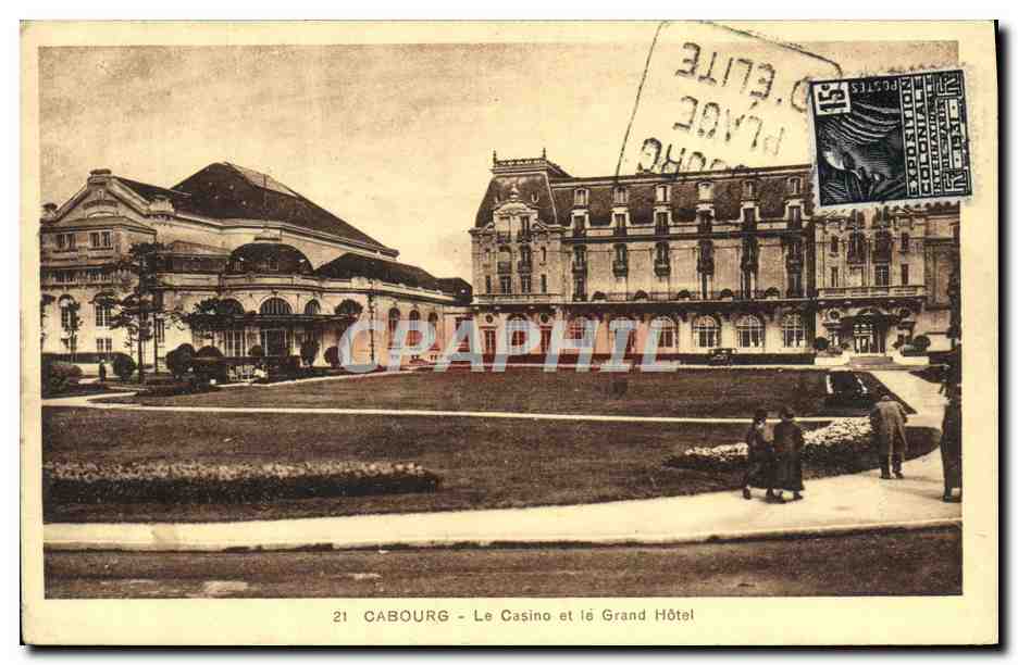 Cabourg - Le Casino et le Grand Hôtel — éditeur A. Puvet, n°21