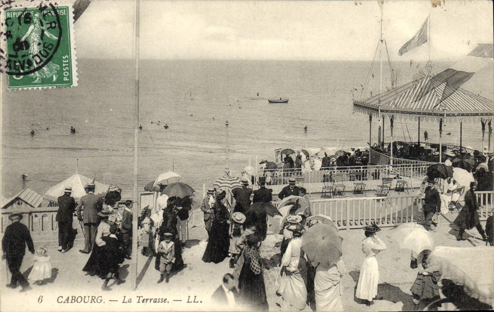 Cabourg — La Terrasse — LL.