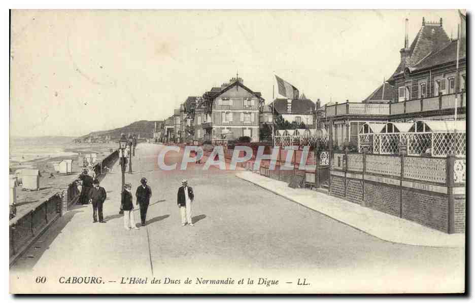 Cabourg — L'Hôtel des Ducs de Normandie et la Digue — LL. n°60