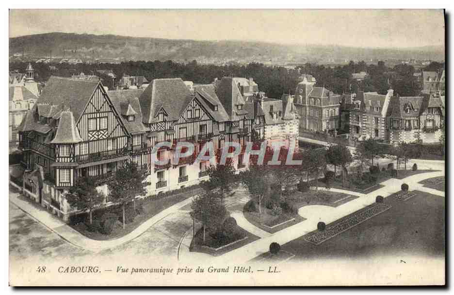 Cabourg — Vue panoramique prise du Grand Hôtel — LL. n°48