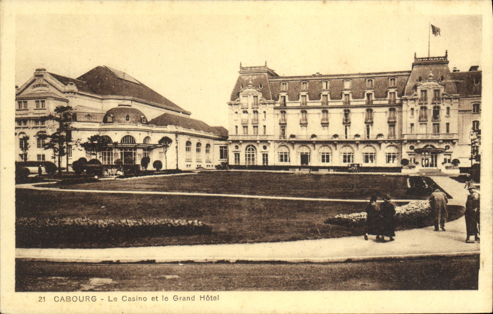 Cabourg - Le Casino et le Grand Hôtel — Éditeur A. Duret, n°21
